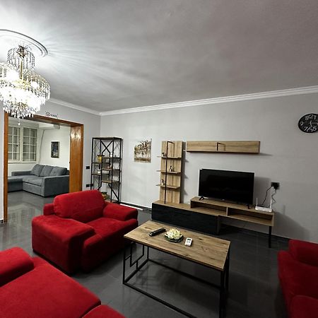 Tirana Treasure: Chic 2Br-Apartment 8Min To Skanderbeg Place Buitenkant foto