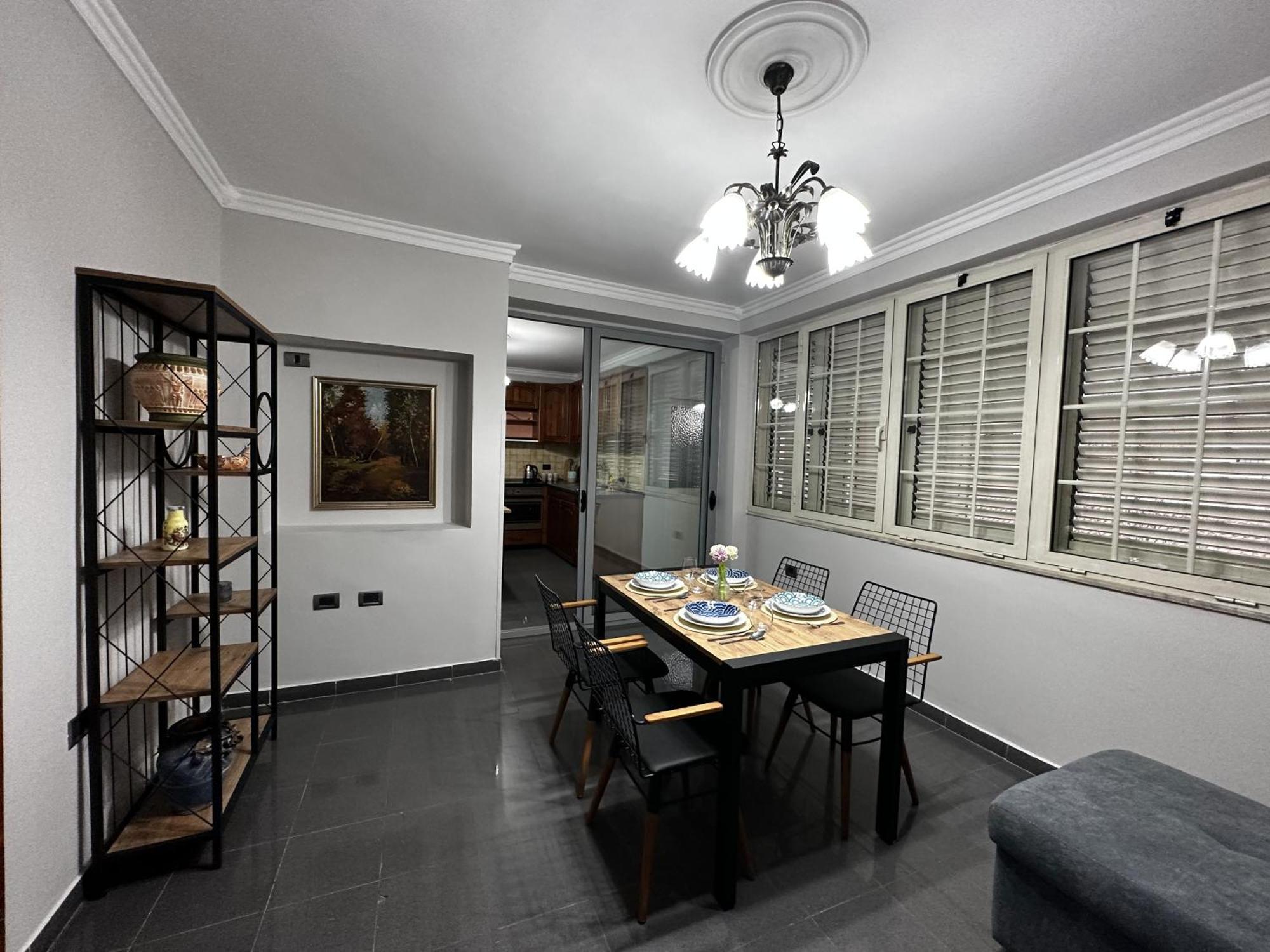 Tirana Treasure: Chic 2Br-Apartment 8Min To Skanderbeg Place Buitenkant foto