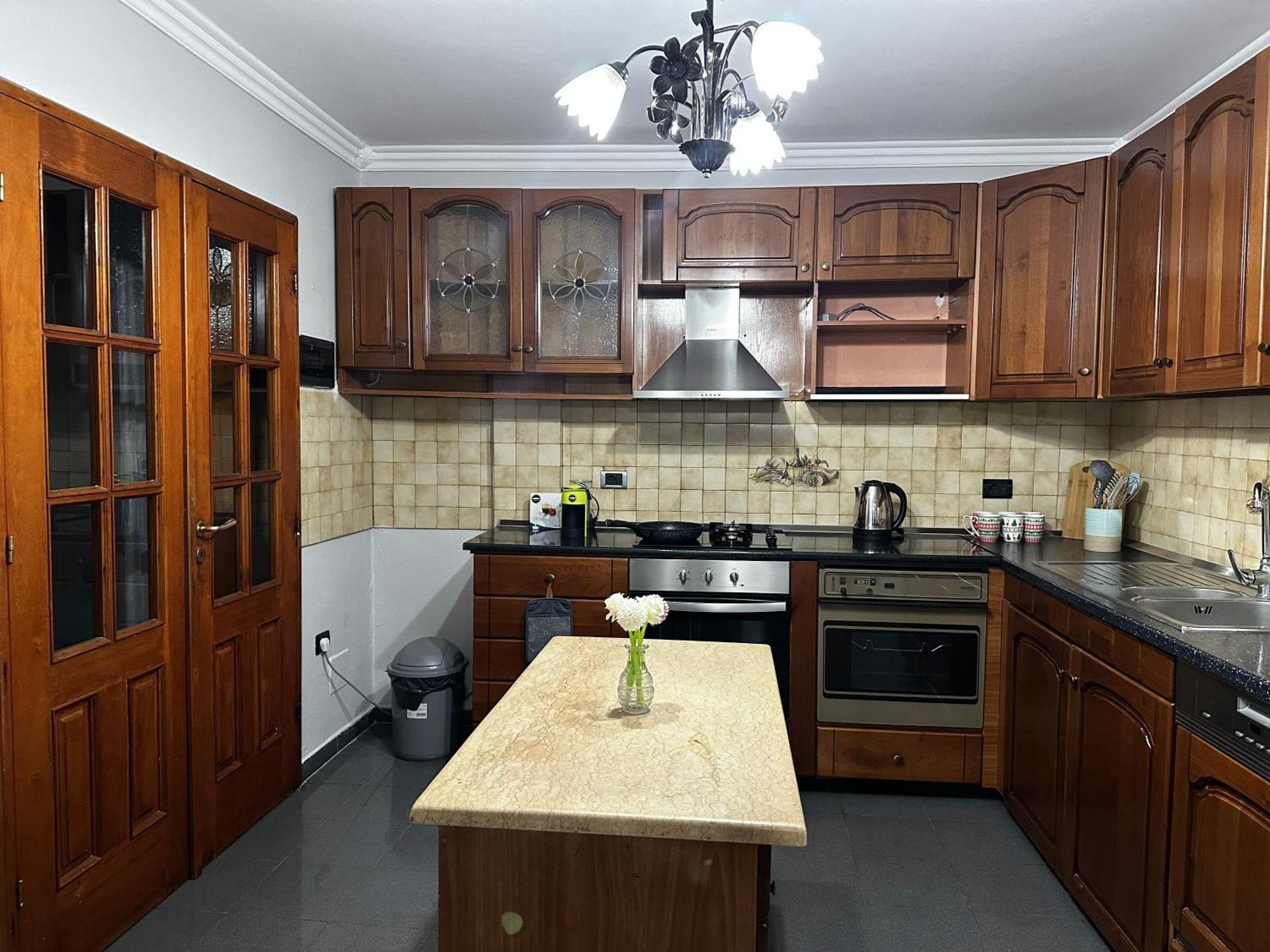 Tirana Treasure: Chic 2Br-Apartment 8Min To Skanderbeg Place Buitenkant foto